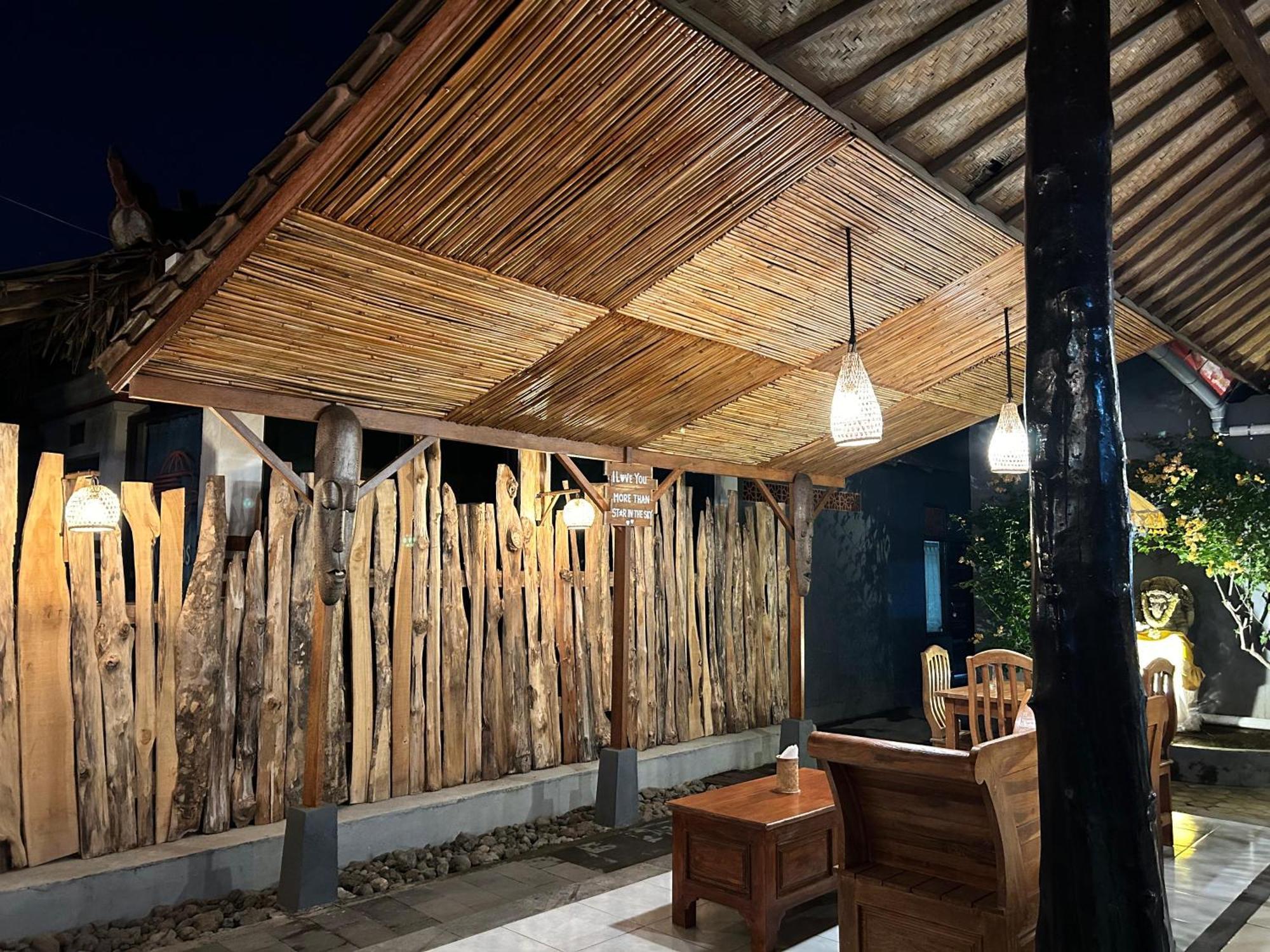 Badini Homestay Pemuteran Extérieur photo